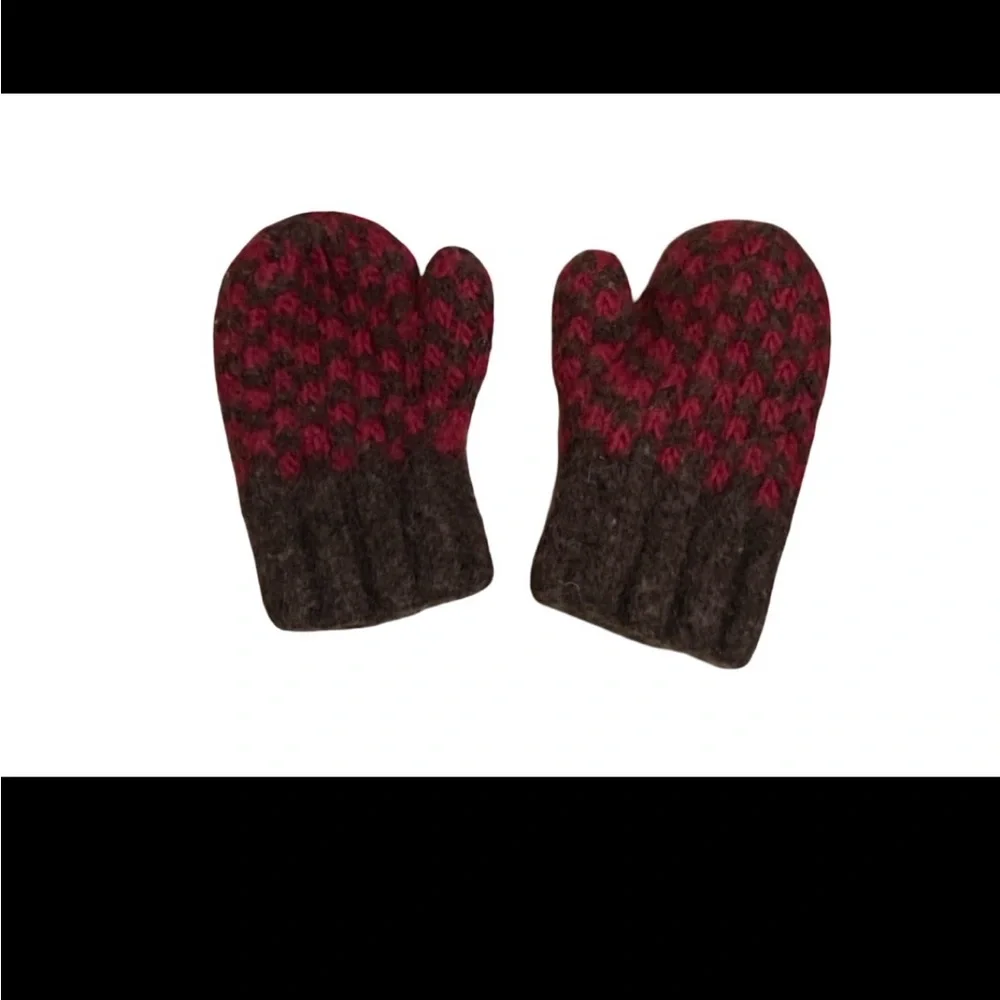 Scandinavian Red & Brown Wool Geometric Design Children’s Mittens